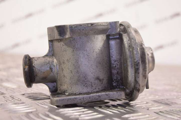 BMW 1 E81 E87 (2004 - 2011)  7804380 Клапан EGR