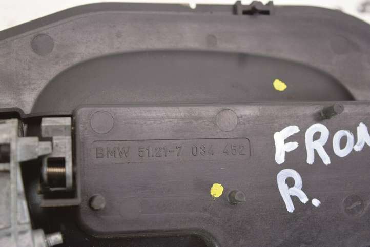 BMW 5 E60 E61 (2004 - 2010)  7034452 Наружная ручка