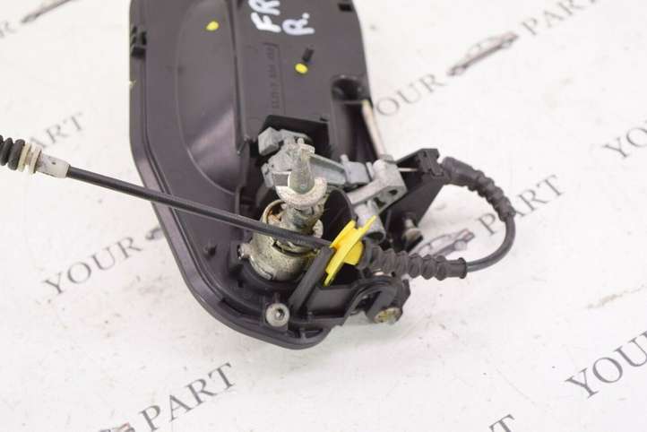 BMW 5 E60 E61 (2004 - 2010)  7034452 Наружная ручка