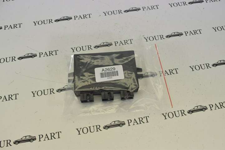 BMW X3 E83 (2003 - 2010)  9116542 Блок управления парковки