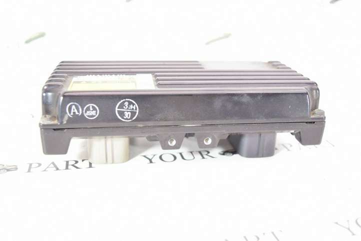 Lexus GS 300 350 430 450h (2004 - 2007)  8954030660 Блок управления ABS