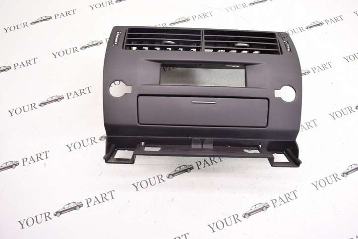 Citroen C4 (2004 - 2008)  9646338277F Центральный дефлектор