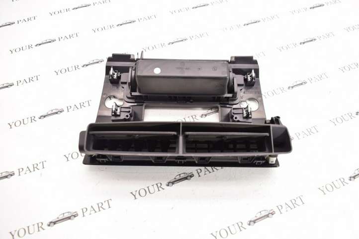 Citroen C4 (2004 - 2008)  9646338277F Центральный дефлектор