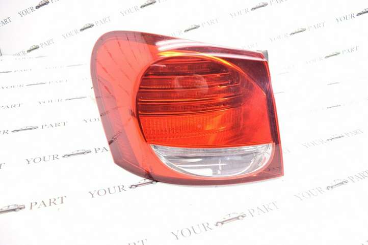 Lexus GS 300 350 430 450h (2004 - 2007)   Задний фонарь в кузове