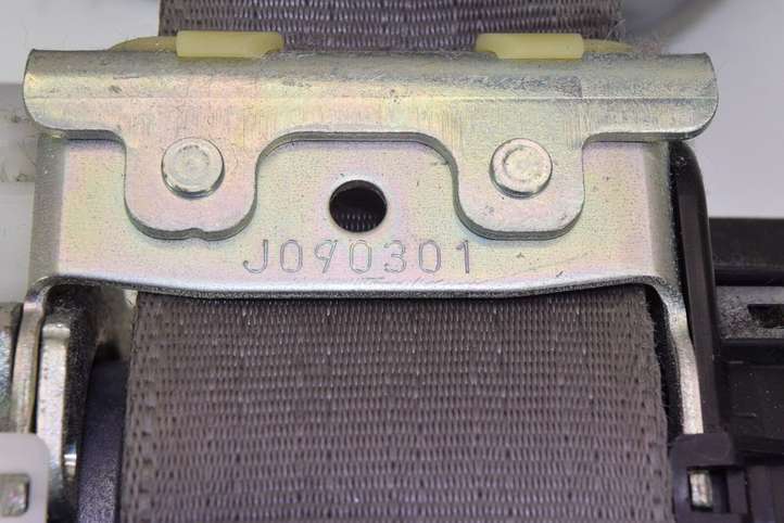 Lexus IS 220 (2005 - 2010)  J090301 Передний ремень безопасности