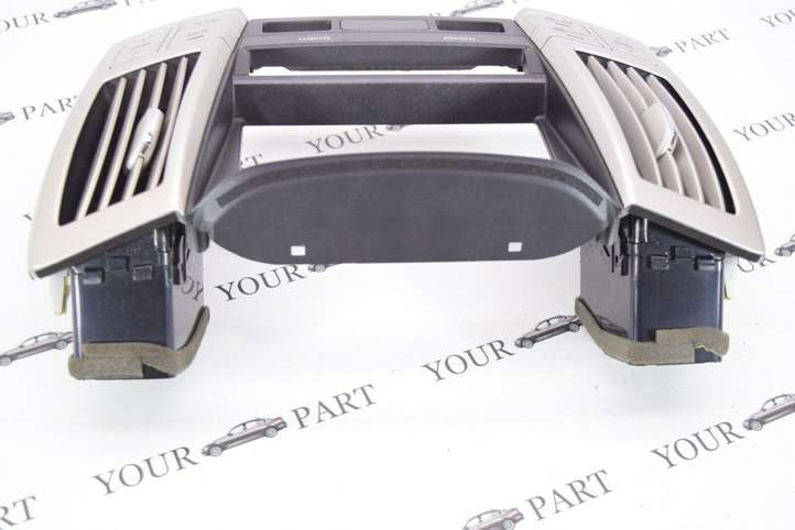 Lexus RX 350 (2006 - 2009)  5566048040 Центральный дефлектор