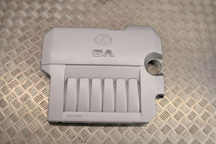Lexus RX 350 (2006 - 2009)   Крышка двигателя (отделка)