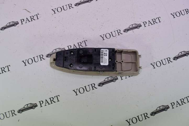 BMW 4 F32 F33 (2013 - 2017)  9226268 Другие включатели / ручки/ переключатели
