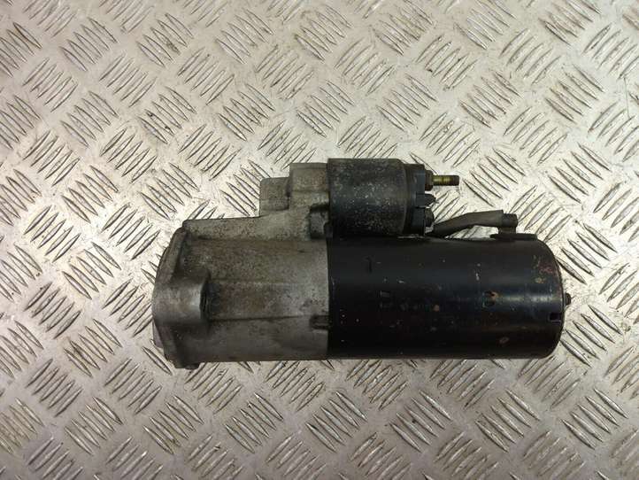 Volkswagen PASSAT B5.5 (2001 - 2005)  068911024h Стартер