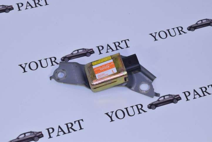Lexus RX 300 (2003 - 2006)  8983448010 Датчик удара надувных подушек