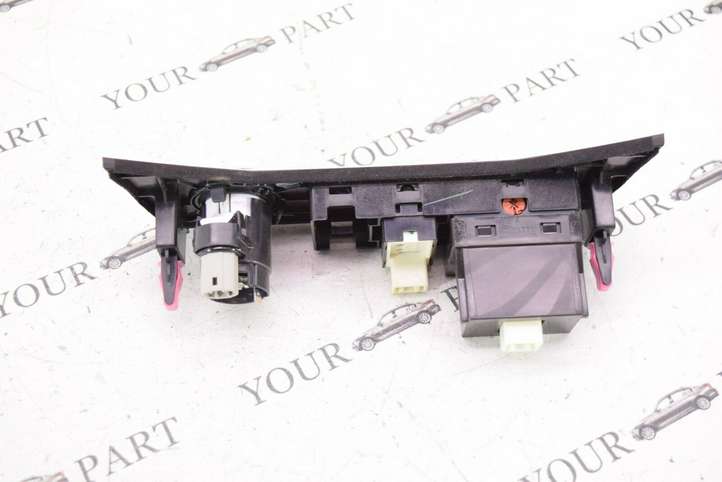 Lexus RX 350 (2006 - 2009)  5543248130 Блок переключателей