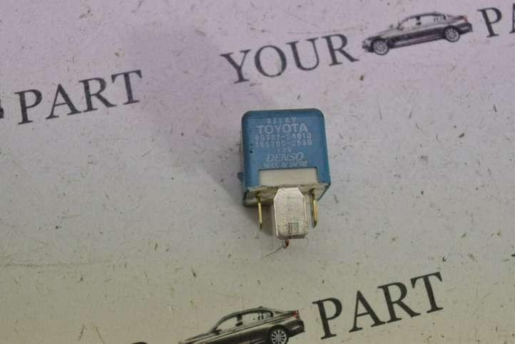 Toyota Auris 150 (2006 - 2012)  9098704010 Другое реле