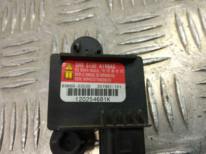 Toyota Corolla E120 E130 (2000 - 2004)  8986002020 Датчик удара надувных подушек