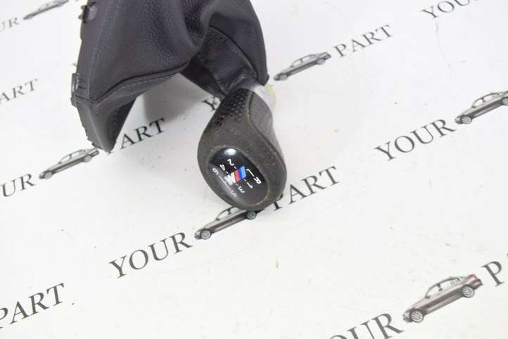 BMW 3 E90 E91 (2005 - 2012)  8037309 Отделка рычага переключения передач (кожа, головка)