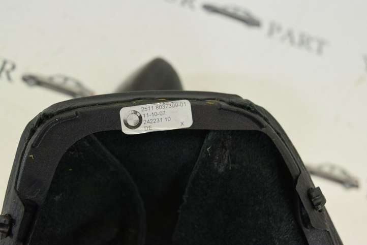 BMW 3 E90 E91 (2005 - 2012)  8037309 Отделка рычага переключения передач (кожа, головка)