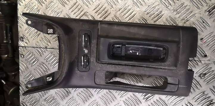 Toyota Avensis T250 (2003 - 2006)   Рамка рычага переключения передач