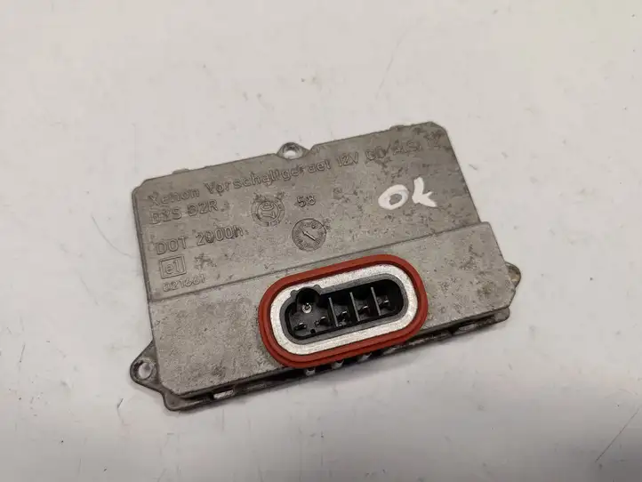 BMW 5 E60 E61 (2004 - 2010)  5DV00829000 Блок управления Xenon