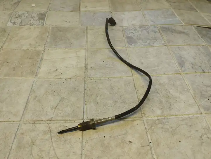 BMW 1 E81 E87 (2004 - 2011)  022656001911 Датчик температуры выхлопного газа