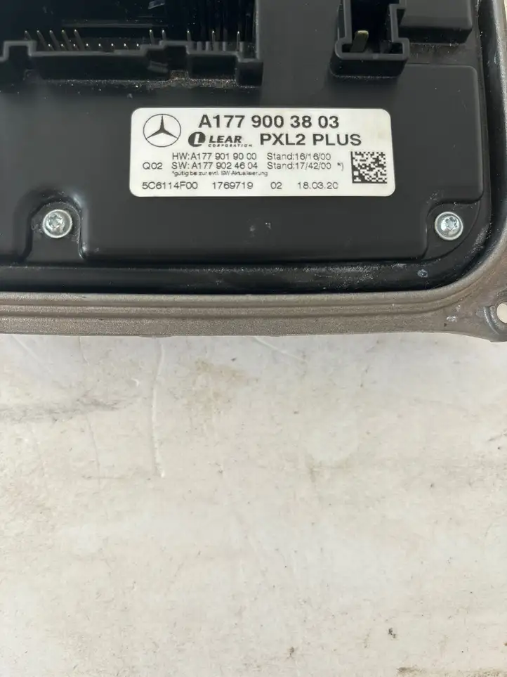 Mercedes-Benz A W177 AMG (2018 - ) A1779003803 Блок розжига ксенона — фото 4