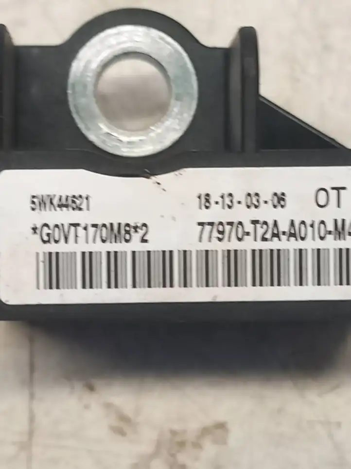 Honda CR-V (2012 - 2016) 77970T2AA010M1 Датчик удара SRS — фото 3