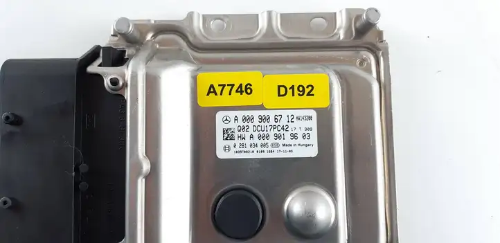 Mercedes-Benz E W213 (2016 - )  A0009006712 Блок управления топливного насоса