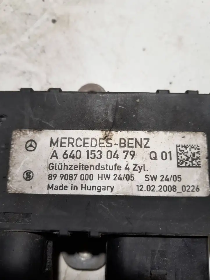 Mercedes-Benz B-class W245 (2008 - 2011) A6401530479 Реле накала свечей — фото 3