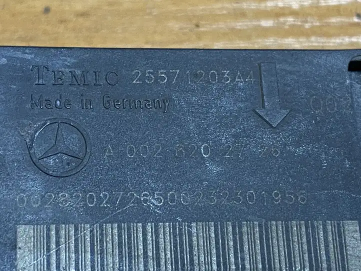 Mercedes-Benz E W211 (2002 - 2009) A0028202726 Датчик удара SRS — фото 3