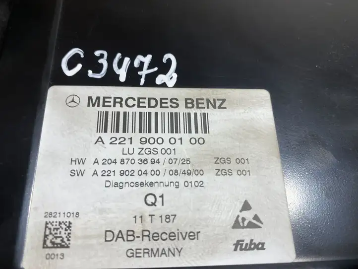 Mercedes-Benz E W212 (2009 - 2016) A2219000100 Усилитель антенны — фото 4