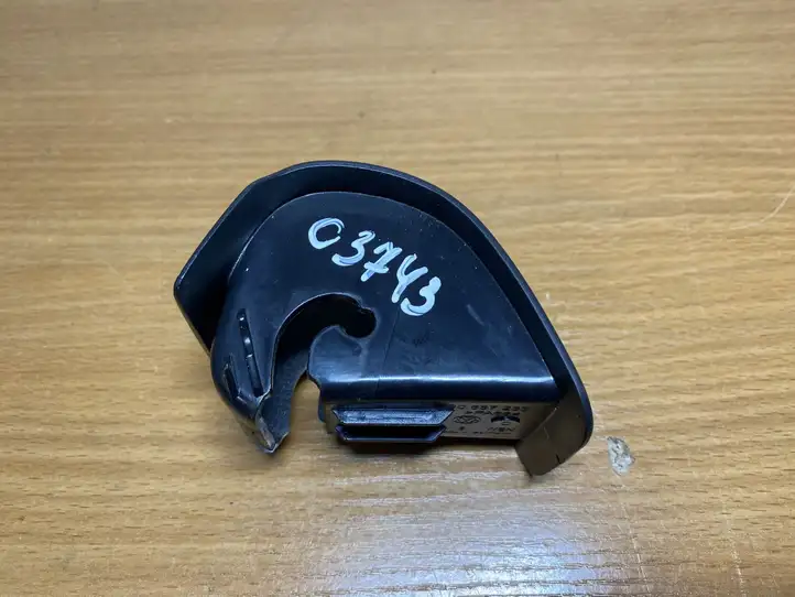 Volkswagen Golf VII (2013 - 2019) 5G0887233 Прочие детали салона — фото 1