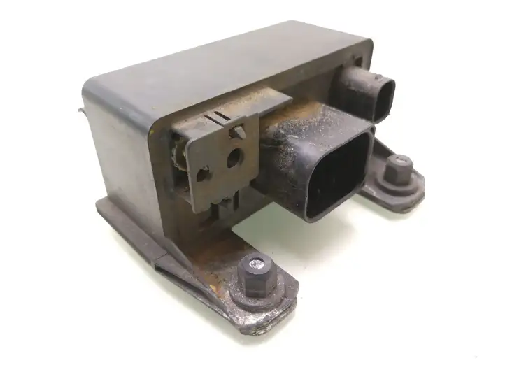 Mercedes-Benz C W203 (2000 - 2007)   Реле подогрева свеч