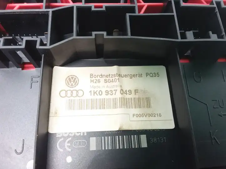 Volkswagen Touran I (2003 - 2010) 1K0937049F Модуль комфорта — фото 4