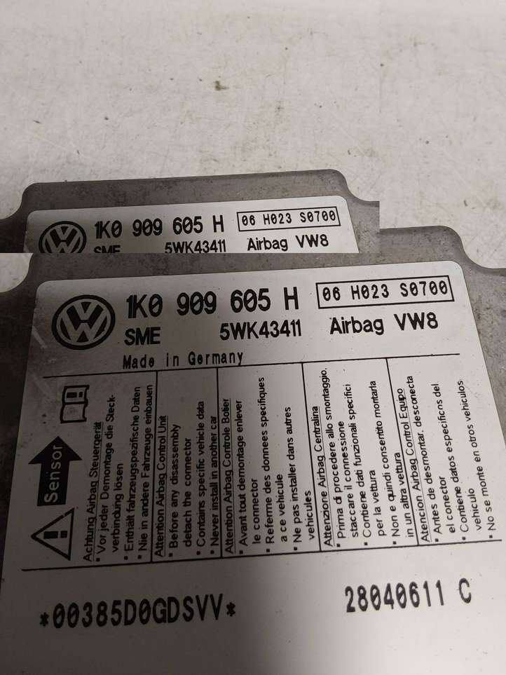 Volkswagen Golf V (2003 - 2009)  1K0909605H Блок управления надувных подушек