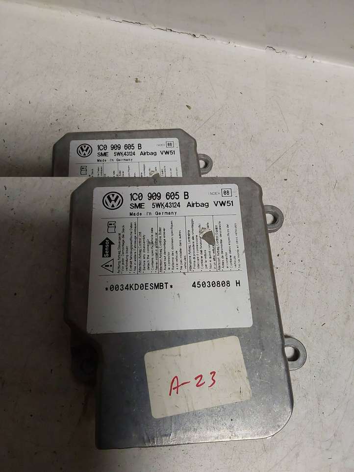 Volkswagen PASSAT B5.5 (2001 - 2005)  1C0909605B Блок управления надувных подушек