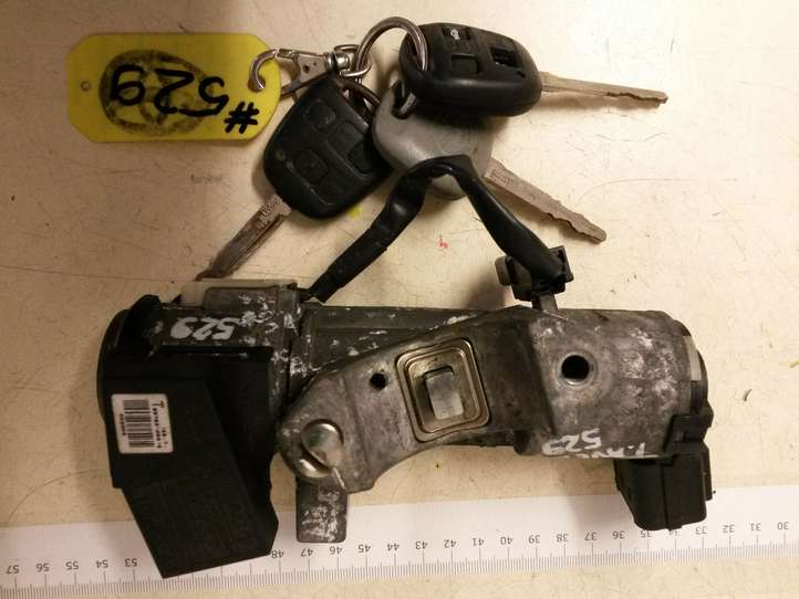 Toyota Avensis T250 (2006 - 2009)  8966105C71 Комплект зажигания