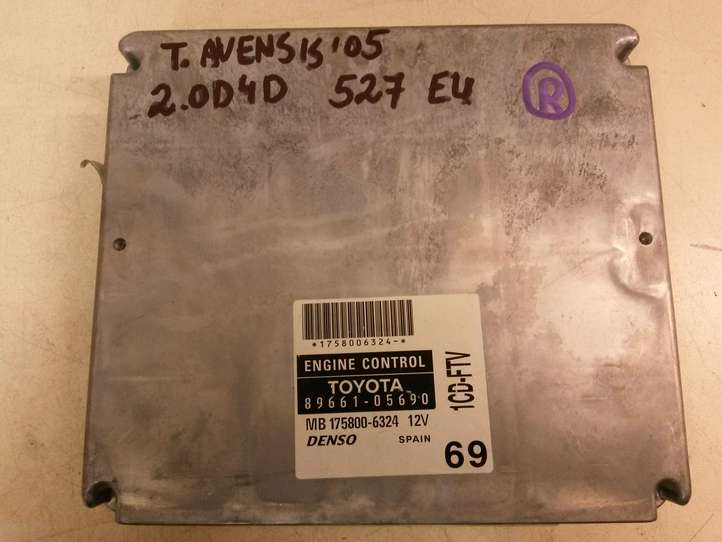 Toyota Avensis T250 (2003 - 2006)  8966105690 Комплект зажигания
