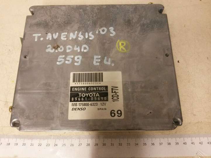 Toyota Avensis T250 (2003 - 2006)  8966105690 Комплект зажигания