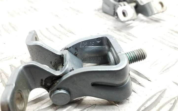 Volkswagen Tiguan (2007 - 2011)  5N0827301 Петля (петли) задней крышки