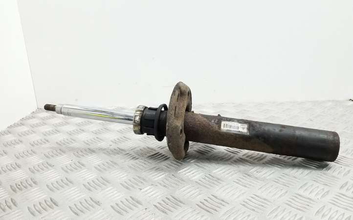 Volkswagen Tiguan (2007 - 2011)  5N0413031K Передний амортизатор