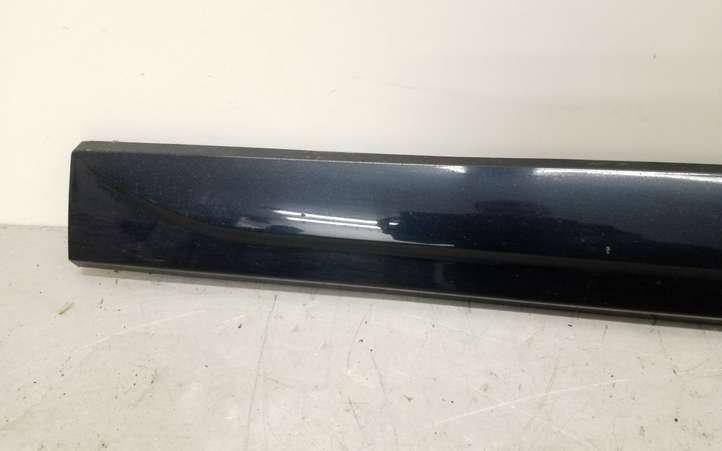 Audi Q5 (2008 - 2012)  8R0853960E Отделка (молдинг) передней двери