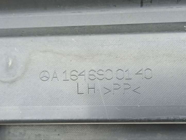 Mercedes-Benz ML W164 (2005 - 2011)  A1646900140 Порог