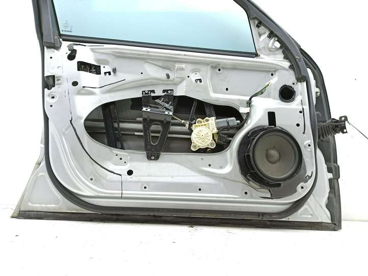 Mercedes-Benz E W211 (2002 - 2009)   Дверь