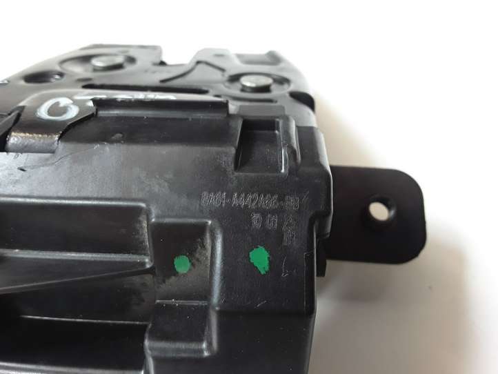 Ford Fiesta (2009 - 2012)  8A61A442A66BB Замок задней крышки