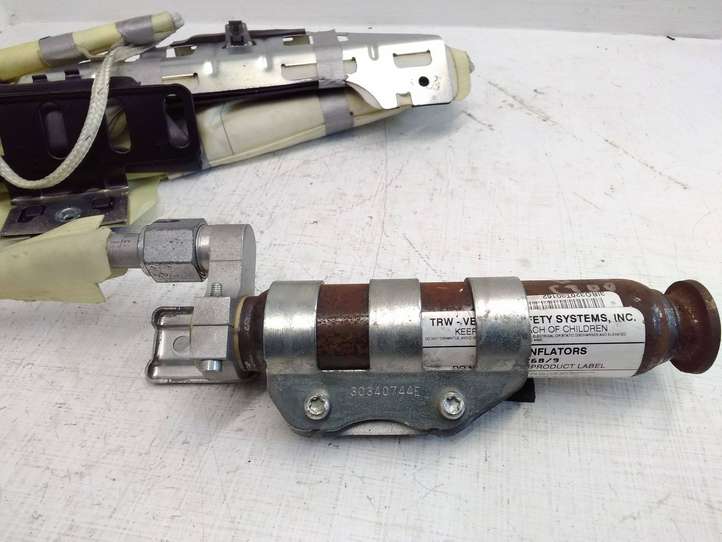 Chrysler 300C (2005 - 2011)  P04649126AJ Звукоизоляция крыши
