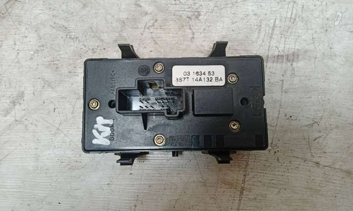 Ford Mondeo Mk III (2000 - 2007)  8S7T14A132BA Кнопка стеклоподъемников