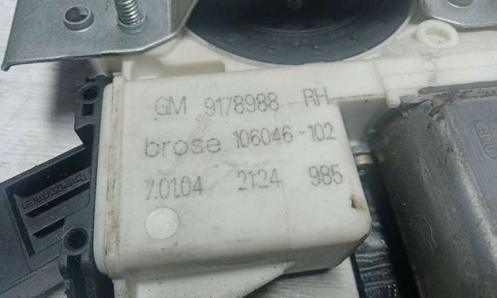 Opel Signum (2002 - 2008)  9178988RH Передний комплект электрического механизма для подъема окна
