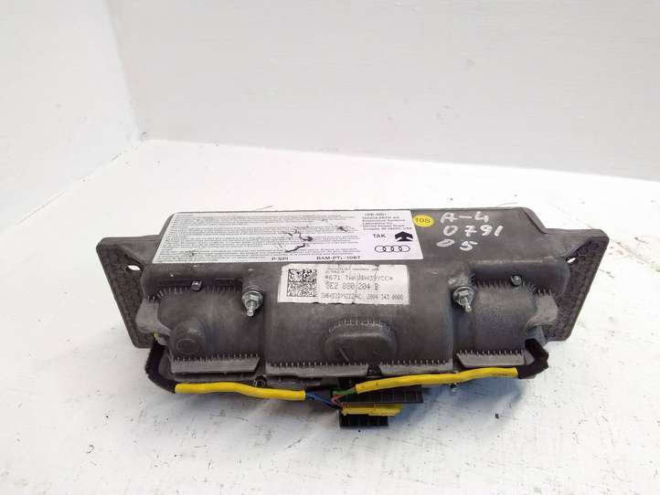 Audi A4 (2004 - 2009)  8E2880204B Подушка безопастности пассажира