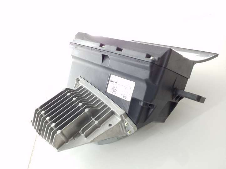 BMW 5 F10 F11 (2009 - 2016)  62309252341 Экран дисплея вверх