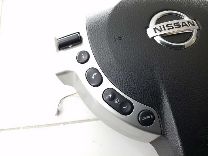 Nissan Qashqai (2006 - 2010)  98510JD16A Подушка безопастности руля