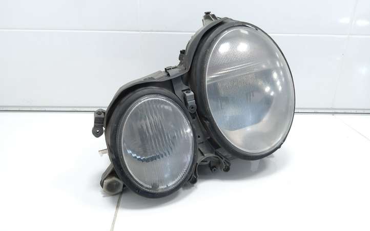 Mercedes-Benz E W210 (1995 - 2002)  15060700 Передняя фара