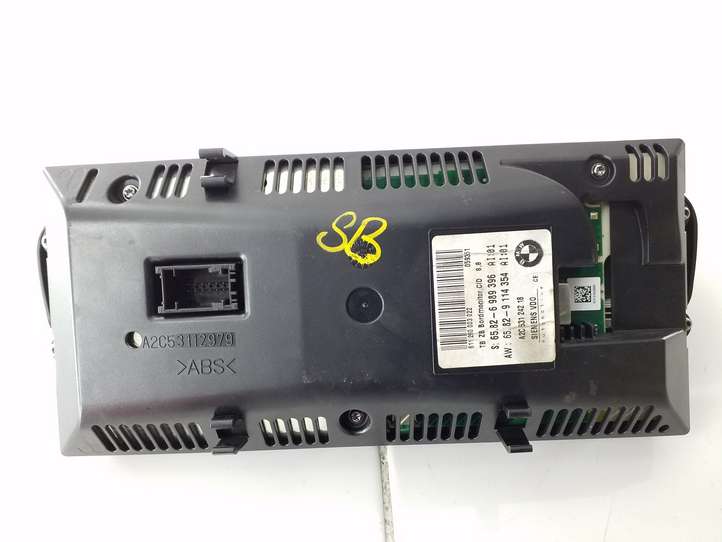 BMW 5 E60 E61 (2004 - 2010)  65826989396 Экран/ дисплей / маленький экран